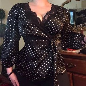 Rockabilly satin and lace top pin up style
